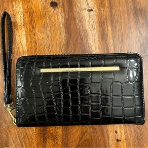 Steve Madden black alligator skin look wallet